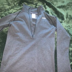 Aybl- motion seamless 1/2 zip pullover